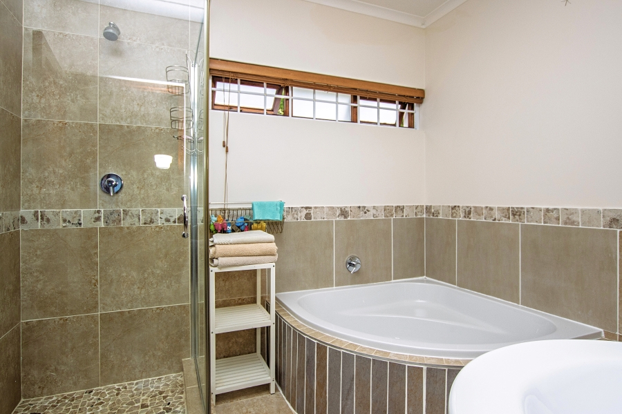 3 Bedroom Property for Sale in Murdock Valley Western Cape